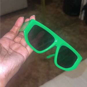 DEZI Sunglasses BACKTRACK Green